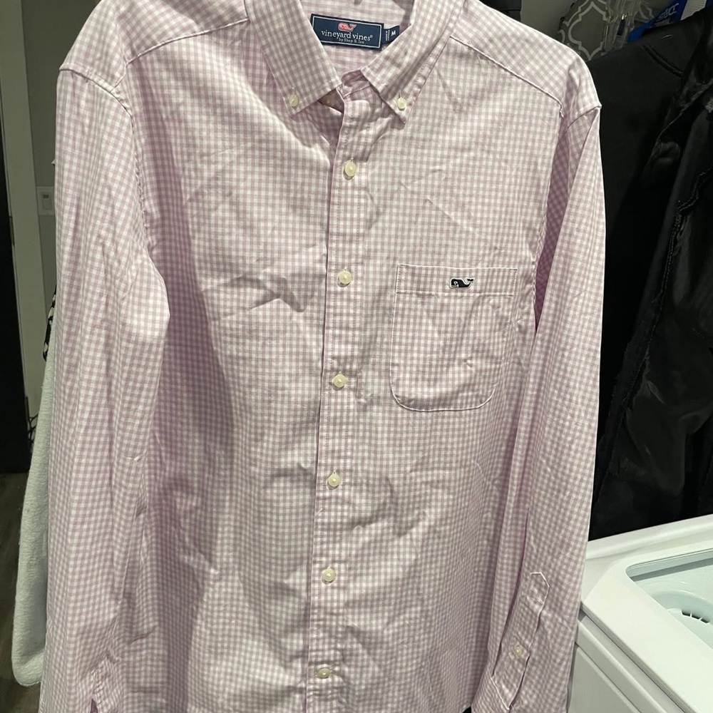 Vineyard Vines Men's Medium Light Pinkish purple gingham  button down  Shirt
